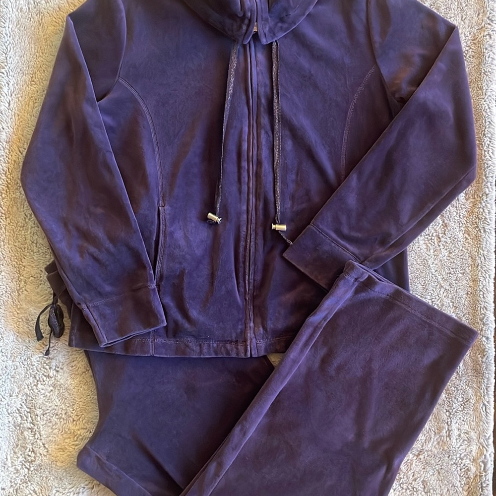 White Stag Velveteen plum leisure bundle Size M  VGUC